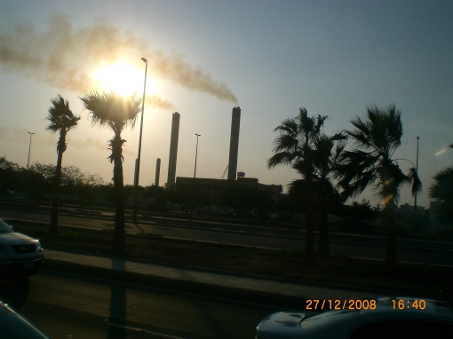 Pabrik penyulingan air laut (asin) ke air tawar di Jeddah